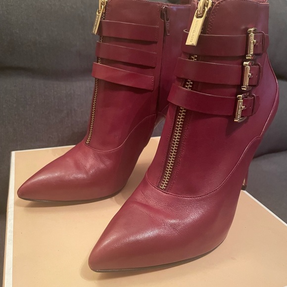 Michael Kors ankle boots - Picture 7 of 8